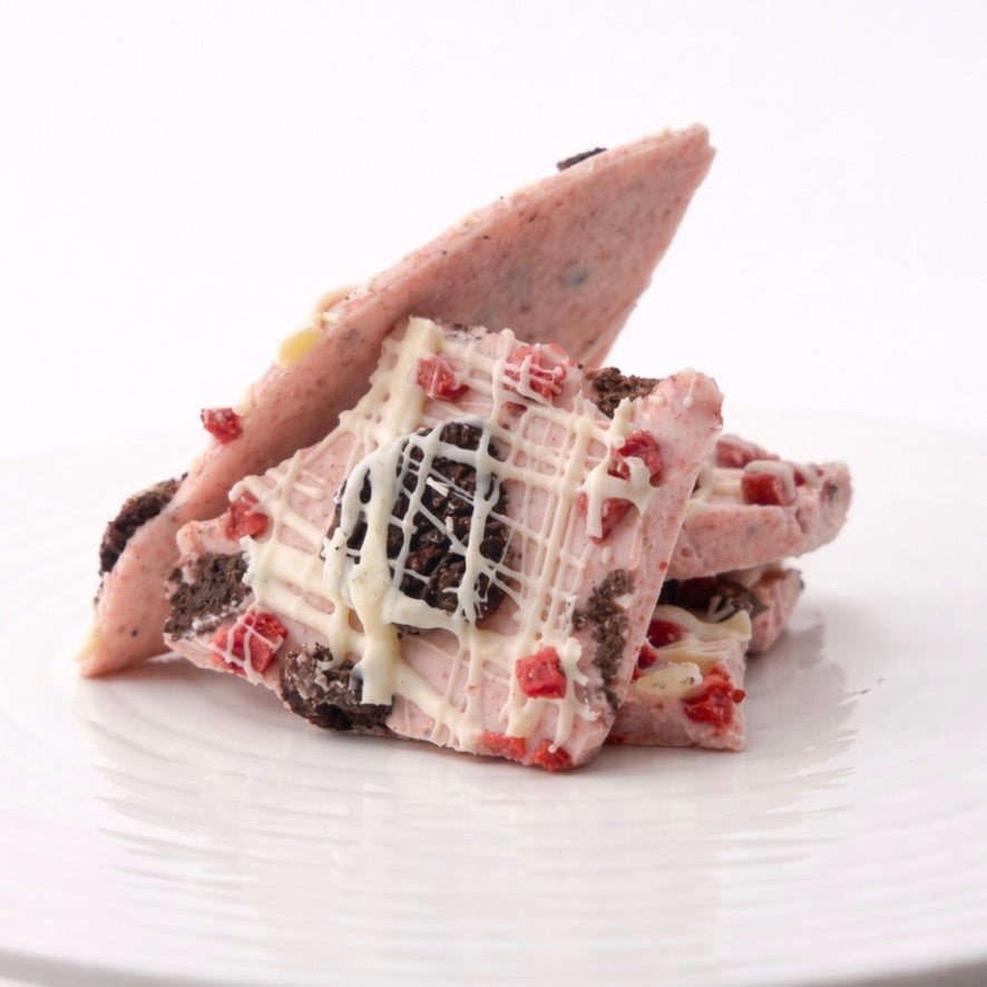 Strawberry Cookies & Cream